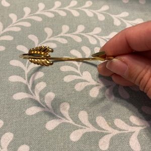 Stella & Dot Arrow Bracelet